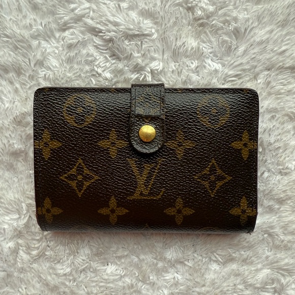Louis Vuitton Monogram Kisslock Wallet - Picture 2 of 13
